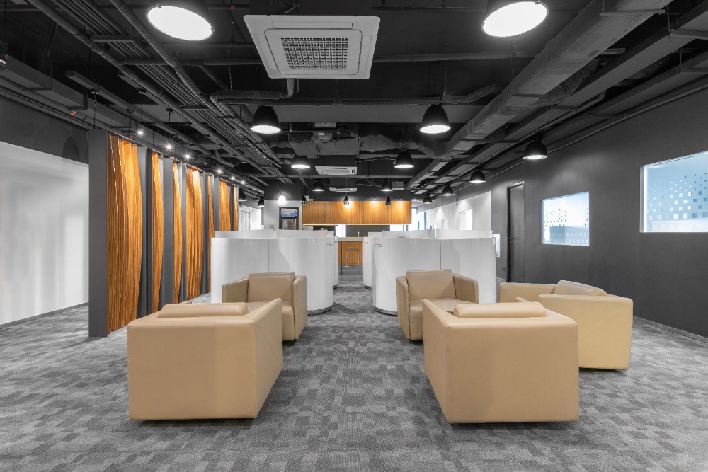 ให้เช่าเกษตรศาสตร์ รัชโยธิน : Access professional coworking space in Regus WHA Tower