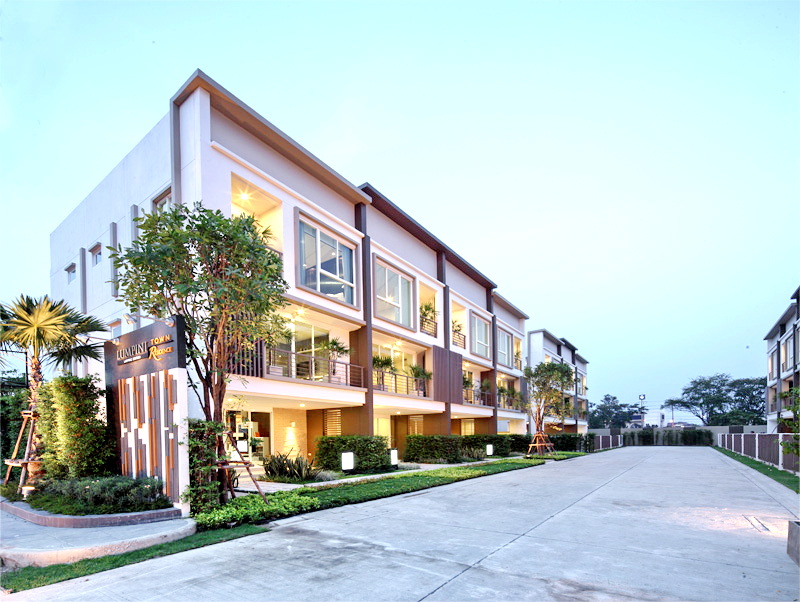 For RentTownhomeLadprao, Central Ladprao : H0564😊 For RENT Townhome for rent, 3 floors🚪3 bedrooms🚄near MRT Lat Phrao🏢LPN Town Residence Ladprao 21🔔House area: 28.50 sq.wa🔔Usable area: 200 sq.m.💲Rent: 68,000฿📞O99-5919653,O65-9423251✅LineID:@sureresidence