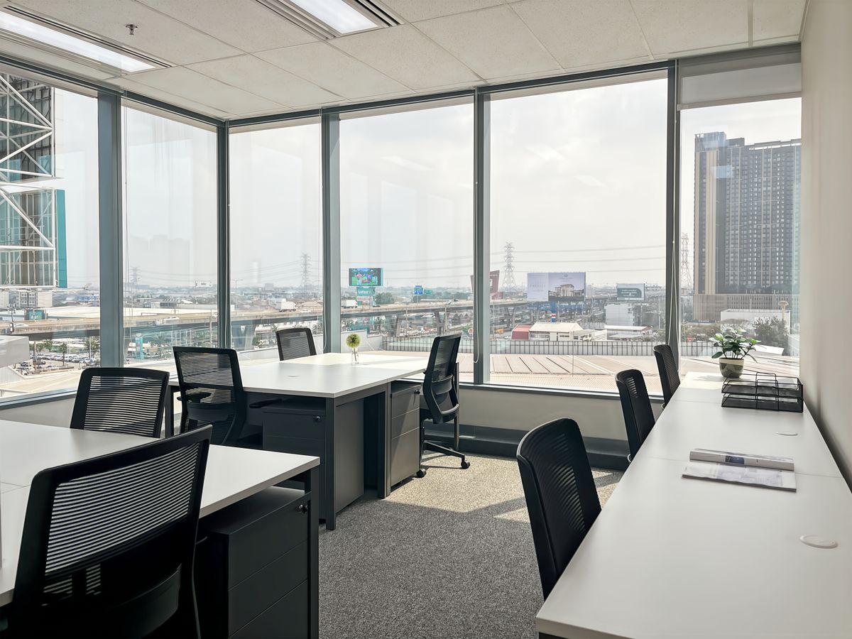 ให้เช่าเกษตรศาสตร์ รัชโยธิน : Coworking space in Regus WHA Tower