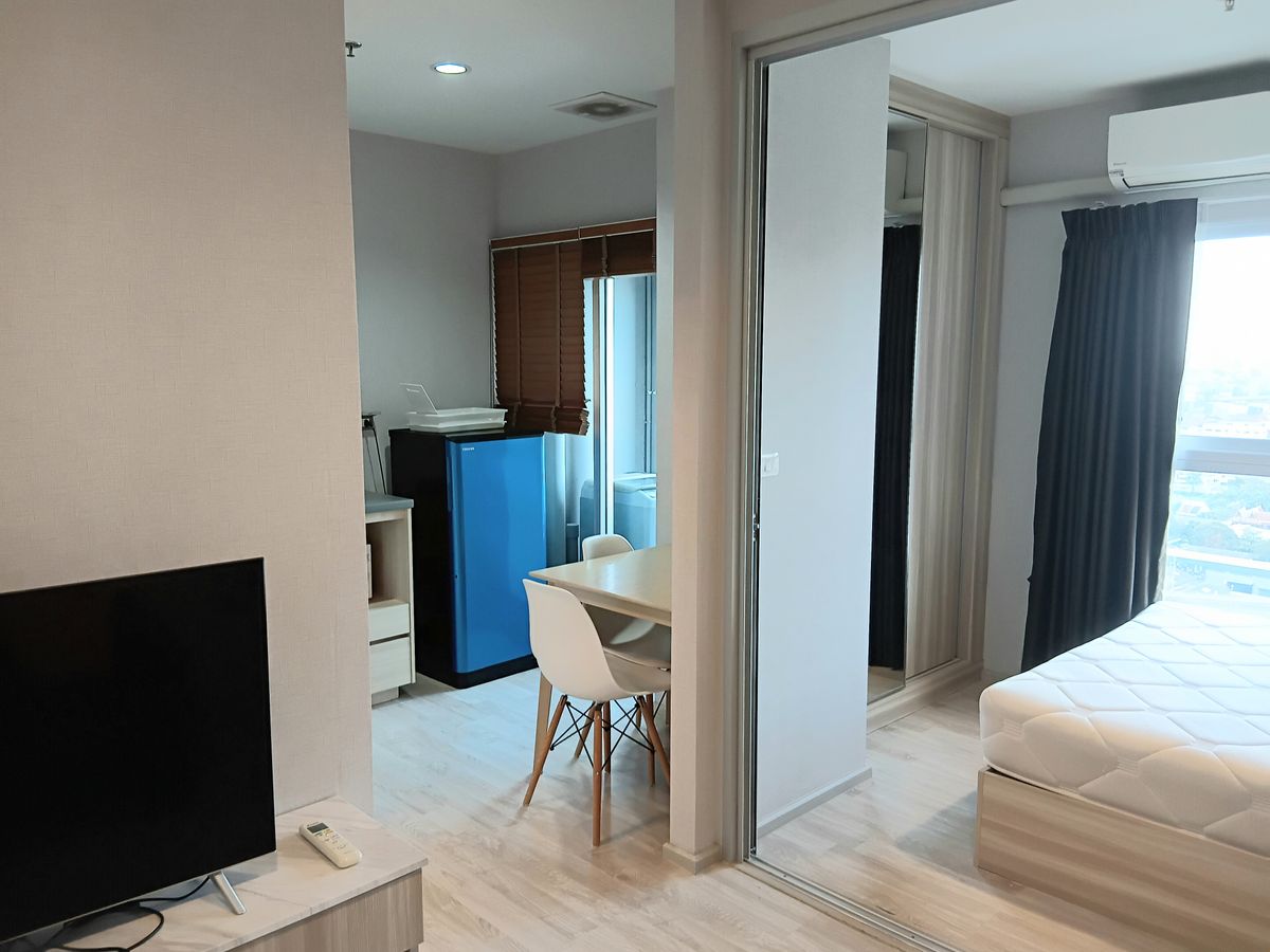 For RentCondoRama9, Petchburi, RCA : ❤️Beautiful room for rent❤️