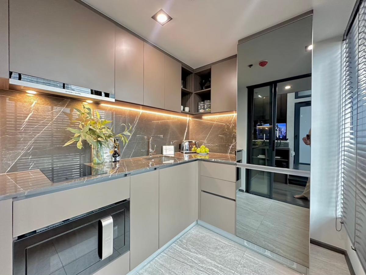 ขายคอนโดราชเทวี พญาไท : ขายคอนโด Conner Ratchathewi ขนาด 34.92 Sq.m 1 bed Loft เพียง 9.04MB ติดต่อ 086-795-9997 จิมมี่