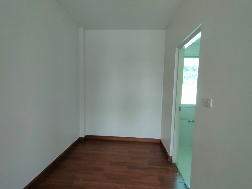 For RentHouseRama 2, Bang Khun Thian : For rent: 3-storey detached house, Casa Premium Rama 2 project, along the Khun Kala Expressway, 3 bedrooms | 5 bathrooms | 1 living room | 1 kitchen