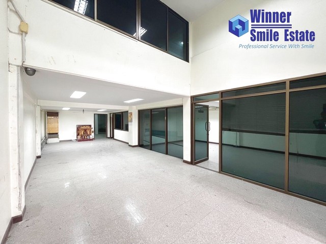 For RentShop HouseRamkhamhaeng, Hua Mak : Office for rent soi Ramkhamhaeng 68 near MRT Lam Sali station