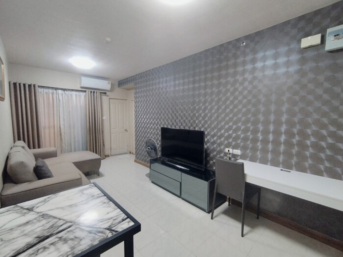 For RentCondoRattanathibet, Sanambinna : Shop for rent in the project (Shop) Condo Supalai Park Krarai-Ngamwongwan, near MRT Nonthaburi Government Center, only 100 meters. 💥💥 If interested, please inquire 099-614-9611