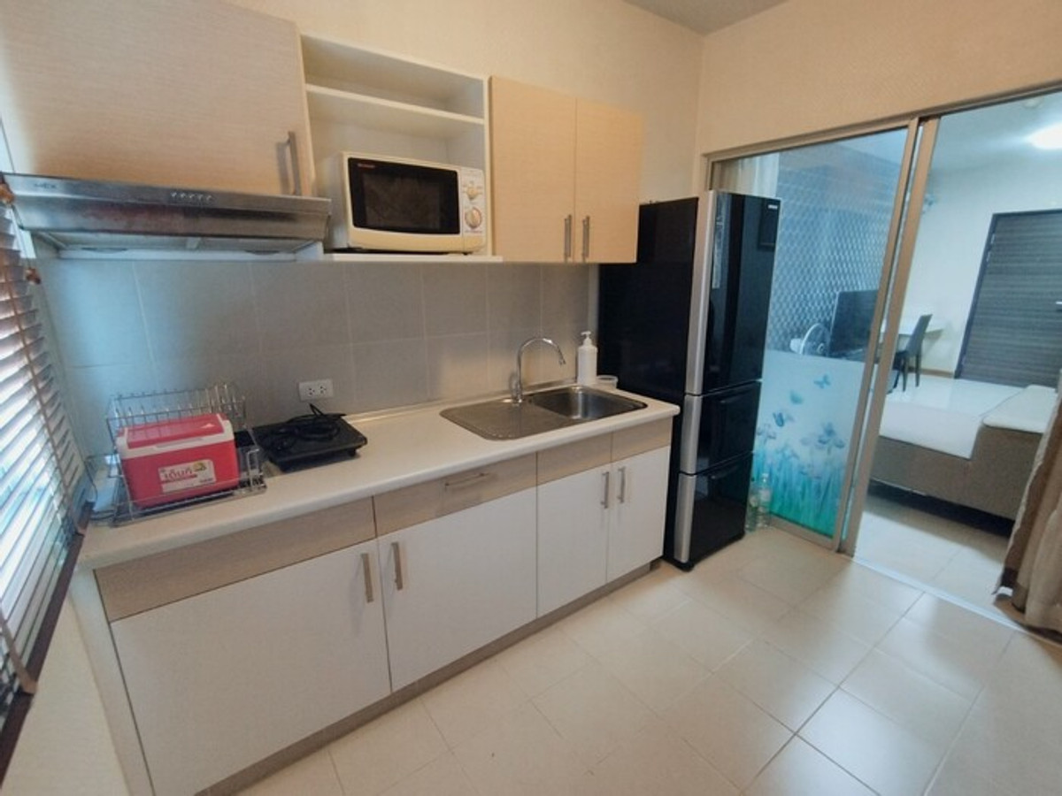 For RentCondoRattanathibet, Sanambinna : Shop for rent in the project (Shop) Condo Supalai Park Krarai-Ngamwongwan, near MRT Nonthaburi Government Center, only 100 meters. 💥💥 If interested, please inquire 099-614-9611