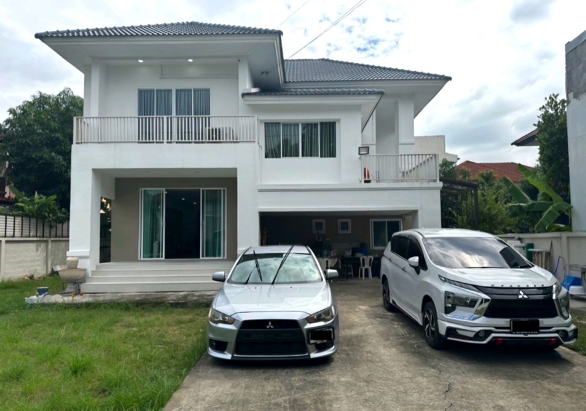 For RentHouseNawamin, Ramindra : For rent: 2-storey detached house, Watcharapol-Phahonyothin Rd., 122 sq m., near Rattanakosin Somphot School