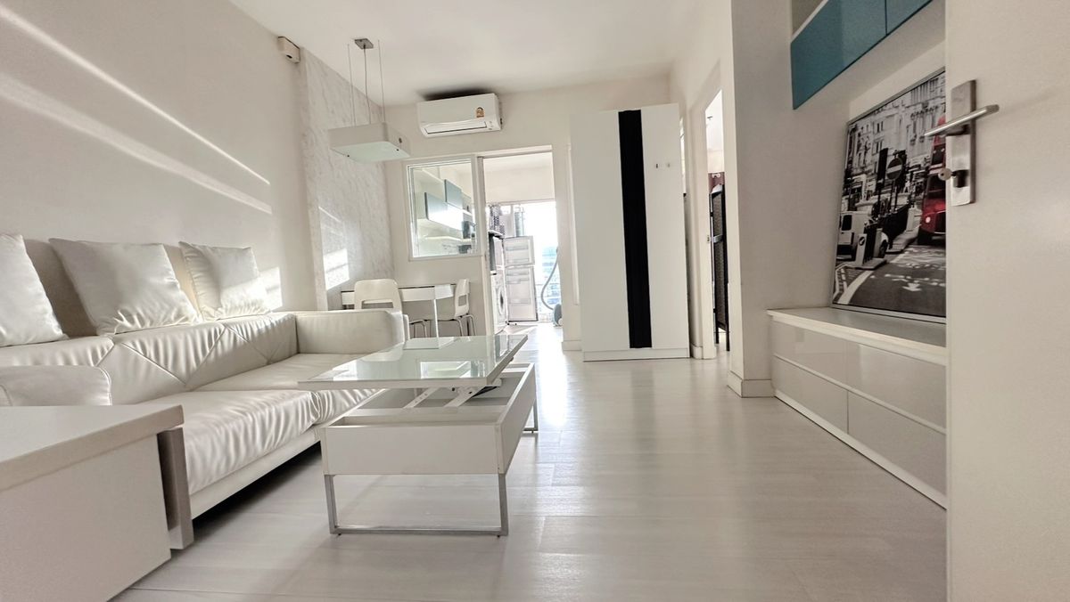 ให้เช่าคอนโดลาดพร้าว เซ็นทรัลลาดพร้าว : The Room ratchada - Ladprao พร้อมเข้าอยู่ Concept Resort Condo พื้นที่สีเขียว ต้นไม้ สวน และส่วนกลางสุดอลังการ อยู่ใกล้ MRT ลาดพร้าว (No.250780)