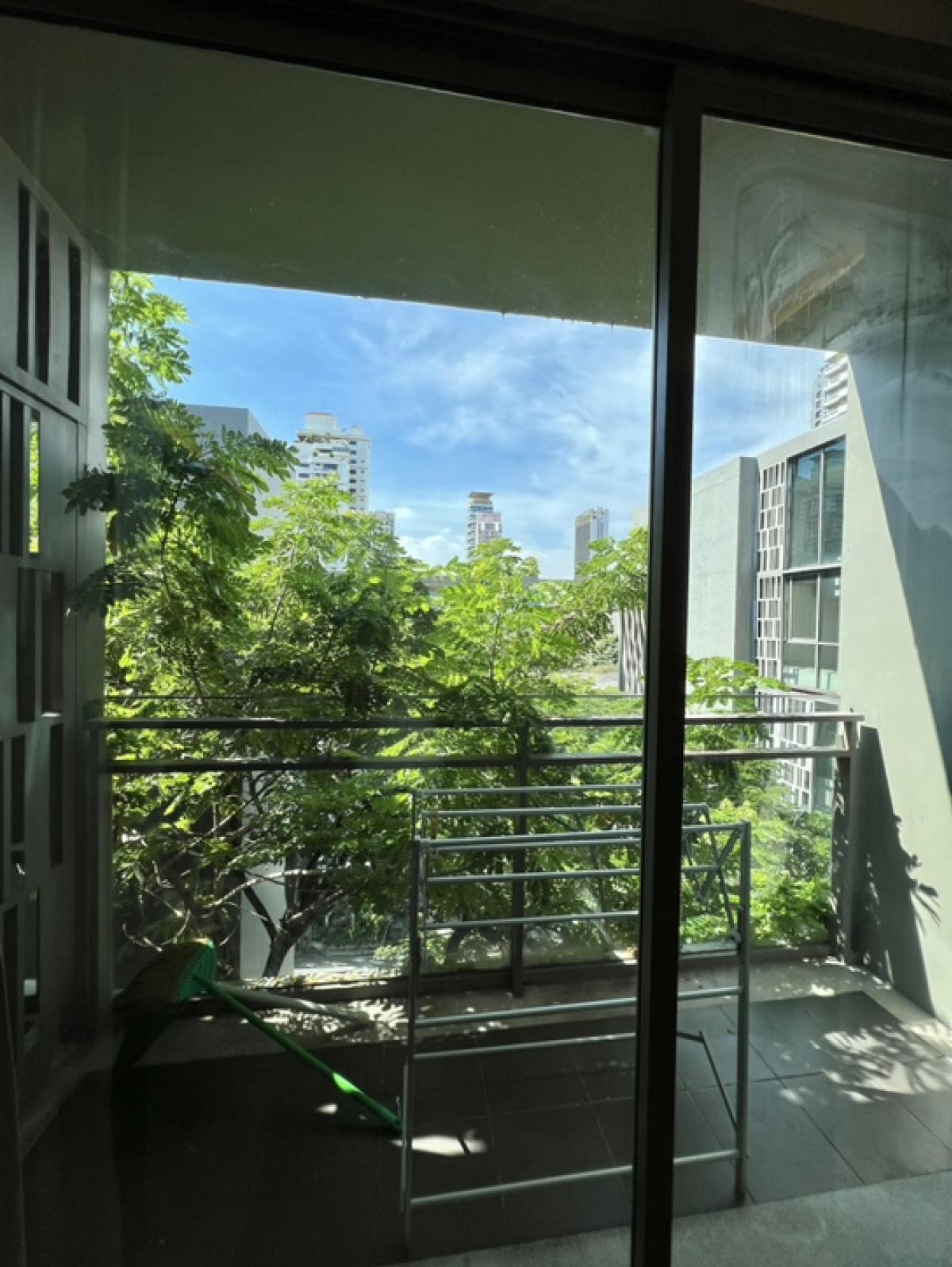 ขายคอนโดสุขุมวิท อโศก ทองหล่อ : For Sale Via Botabi Sukhumvit 47