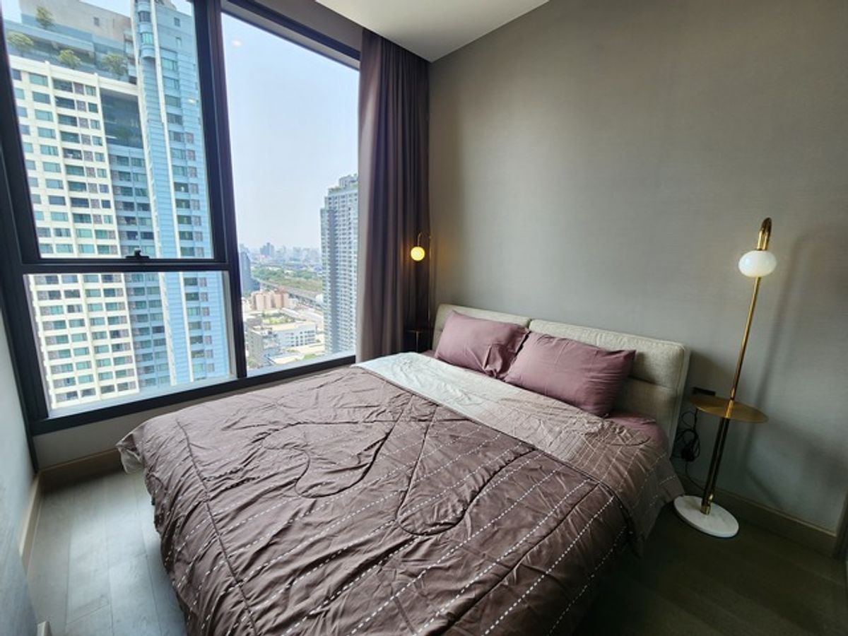 ให้เช่าคอนโดพระราม 9 เพชรบุรีตัดใหม่ RCA : The Esse at Singha Complex 2 bedrooms for rent close to MRT and Airport Link