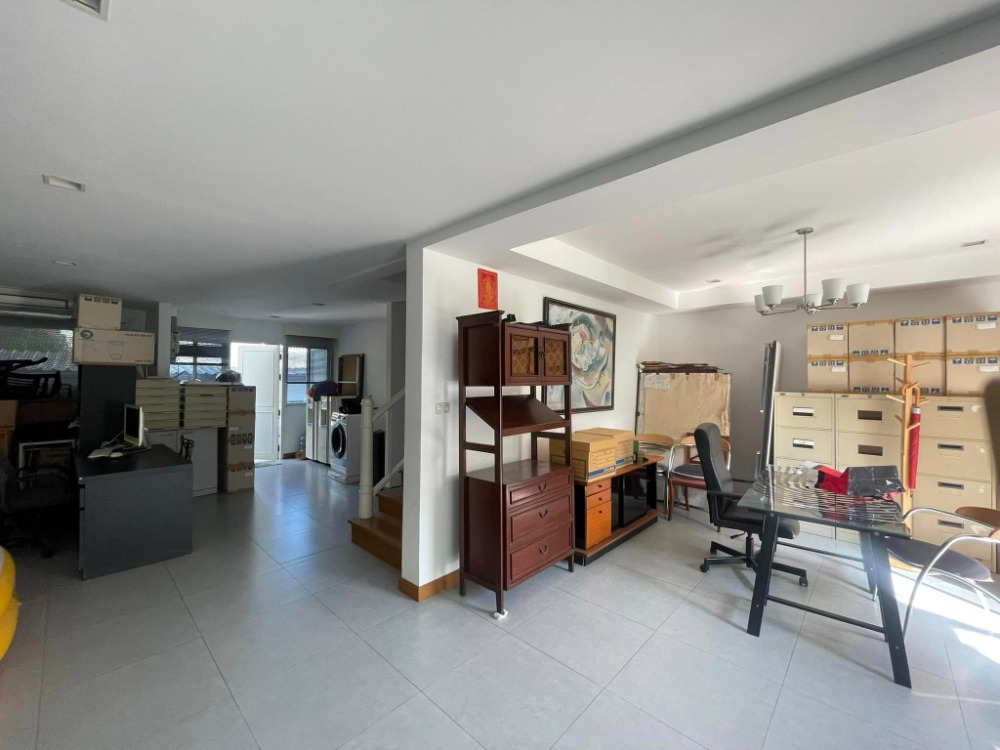 ขายคอนโดสุขุมวิท อโศก ทองหล่อ : ขาย Townhome ในคอนโด เกียรติธานี สุขุมวิท 31