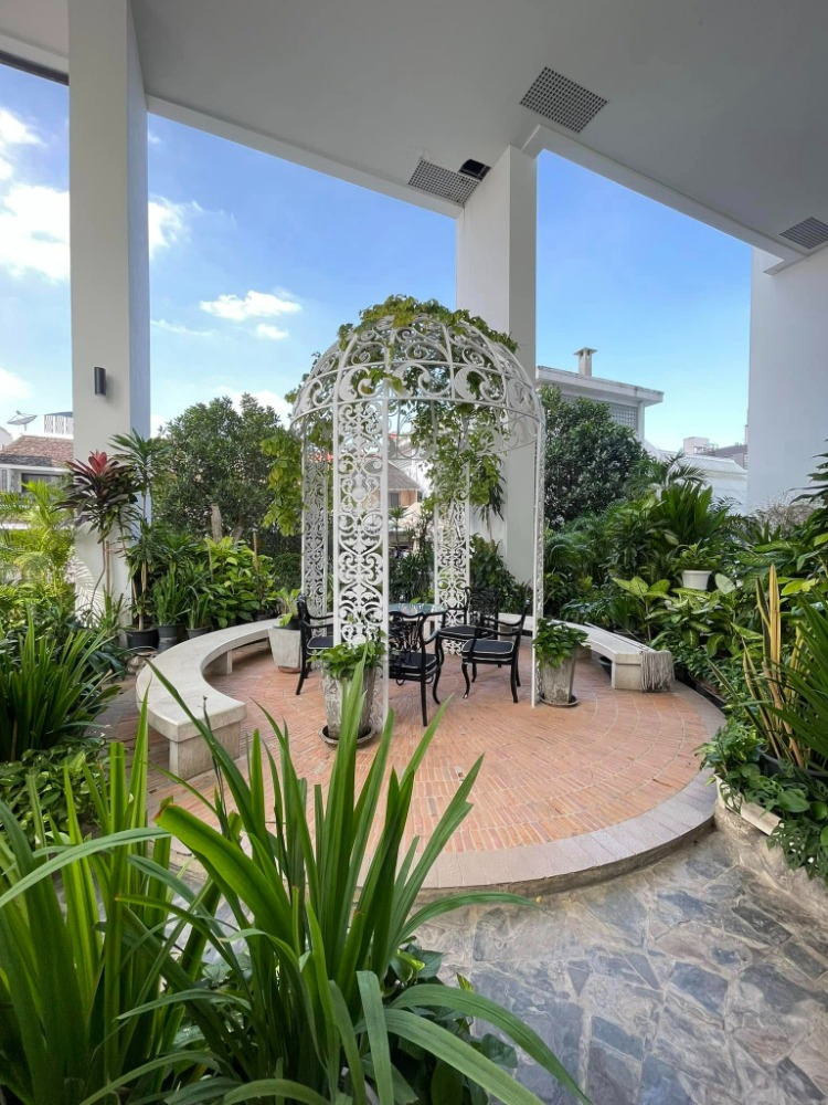 ขายคอนโดสุขุมวิท อโศก ทองหล่อ : ขาย Townhome ในคอนโด เกียรติธานี สุขุมวิท 31