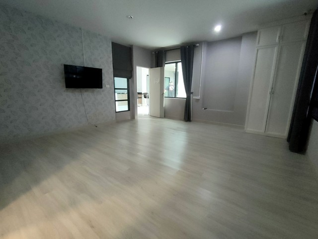 For SaleHousePinklao, Charansanitwong : For sale: 2-storey detached house, Theerin Park Village, Charan 13-Kanchanaphisek, built-in, ready to move in
