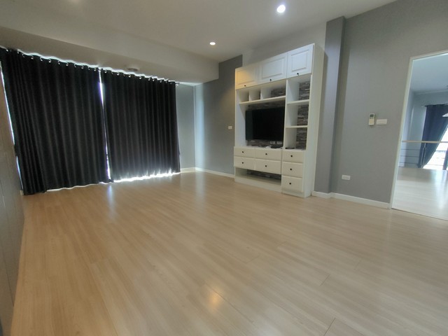 For SaleHousePinklao, Charansanitwong : For sale: 2-storey detached house, Theerin Park Village, Charan 13-Kanchanaphisek, built-in, ready to move in