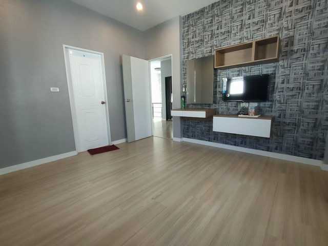 For SaleHousePinklao, Charansanitwong : For sale: 2-storey detached house, Theerin Park Village, Charan 13-Kanchanaphisek, built-in, ready to move in