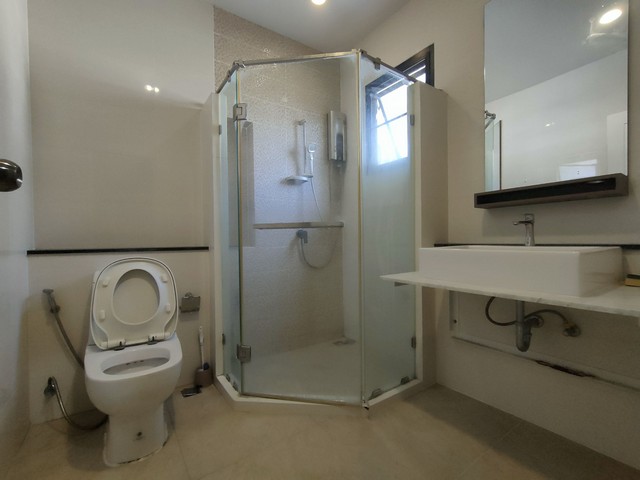 For SaleHousePinklao, Charansanitwong : For sale: 2-storey detached house, Theerin Park Village, Charan 13-Kanchanaphisek, built-in, ready to move in