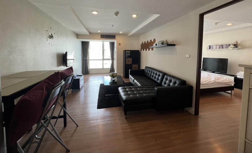ให้เช่าคอนโดนานา : The Trendy Condominium (เดอะ เทรนดี้ คอนโดมิเนียม)