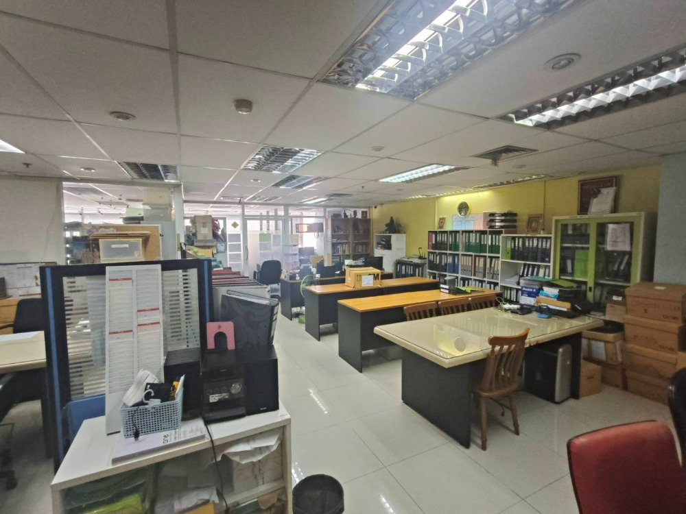 ขายสำนักงานราชเทวี พญาไท : ขายอาคาร สำนักงาน พญาไท พลาซ่า ติดรถไฟฟ้าสถานี BTS พญาไท ขนาด 120.17 ตร.ม. ชั้น 15 วิวเมือง (ใกล้ 3 สถานีรถไฟฟ้า) ย่านธุรกิจ ติดถนนใหญ่และใกล้ทางด่วน