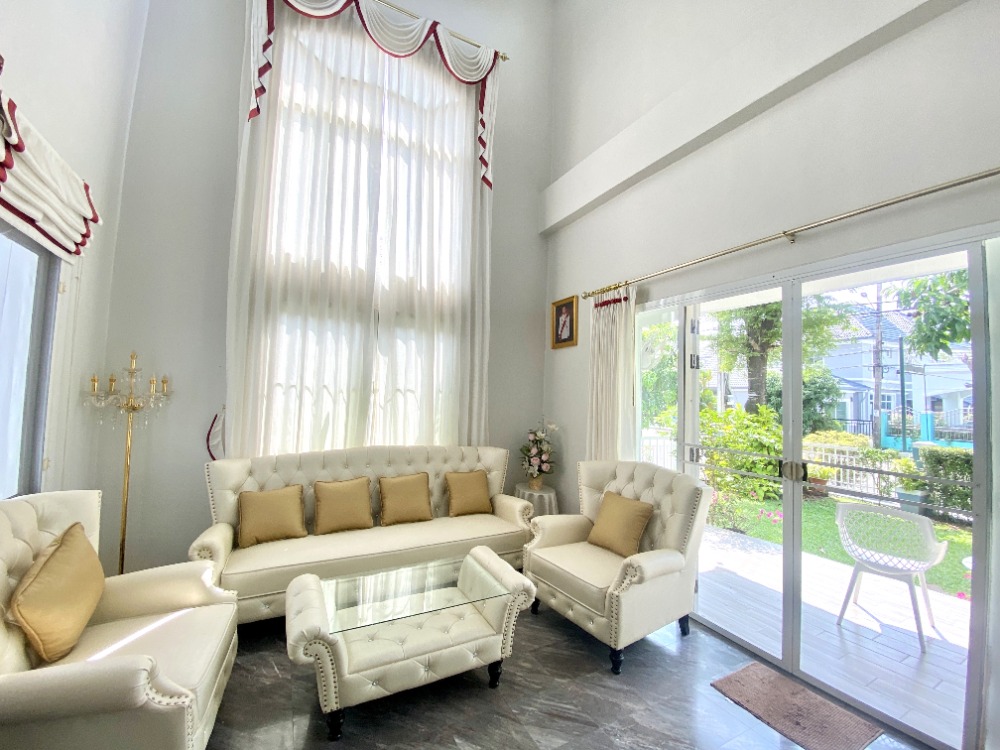 For SaleHousePhutthamonthon, Salaya : Detached house at Panchasarp Park Pinklao Alley, corner house