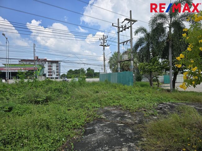 ขายที่ดินฉะเชิงเทรา : ขายถูกที่สุด ที่ดินติดถนนเลี่ยงเมืองฉะเชิงเทรา (ทล.365) เชื่อมต่อเขตเศรษฐกิจ EEC พร้อมพัฒนาเพื่อธุรกิจหลากหลาย หน้ากว้าง 112.63 เมตร พร้อมพัฒนาทันที!