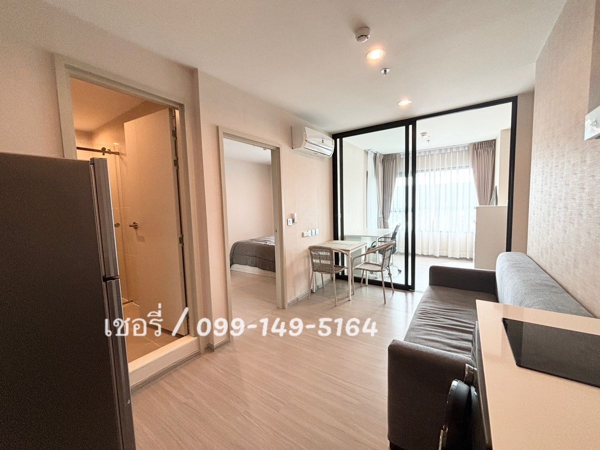 For RentCondoSamut Prakan,Samrong : Rent Aspire Erawan Prime. The room is beautiful south, good wind with complete furniture. The central part is full. Next to BTS Erawan / call 099-149-5164
