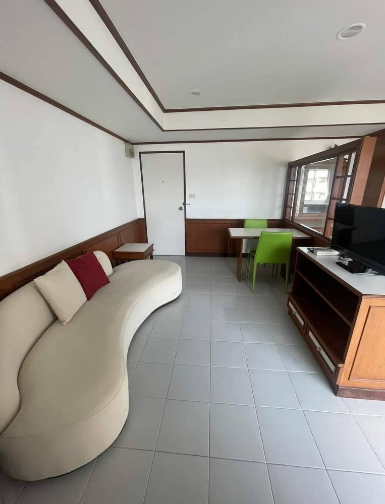 For SaleHotel&Apartment BusinessRama9, Petchburi, RCA : For sale: 8-storey apartment with roof terrace, Ratchada Soi 3, Chinese Embassy Soi, Din Daeng, area 122 sq w, 63 rooms, price 120 million baht*