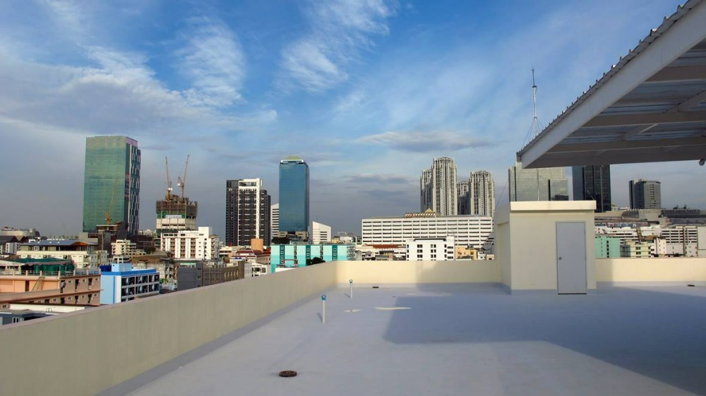 For SaleHotel&Apartment BusinessRama9, Petchburi, RCA : For sale: 8-storey apartment with roof terrace, Ratchada Soi 3, Chinese Embassy Soi, Din Daeng, area 122 sq w, 63 rooms, price 120 million baht*