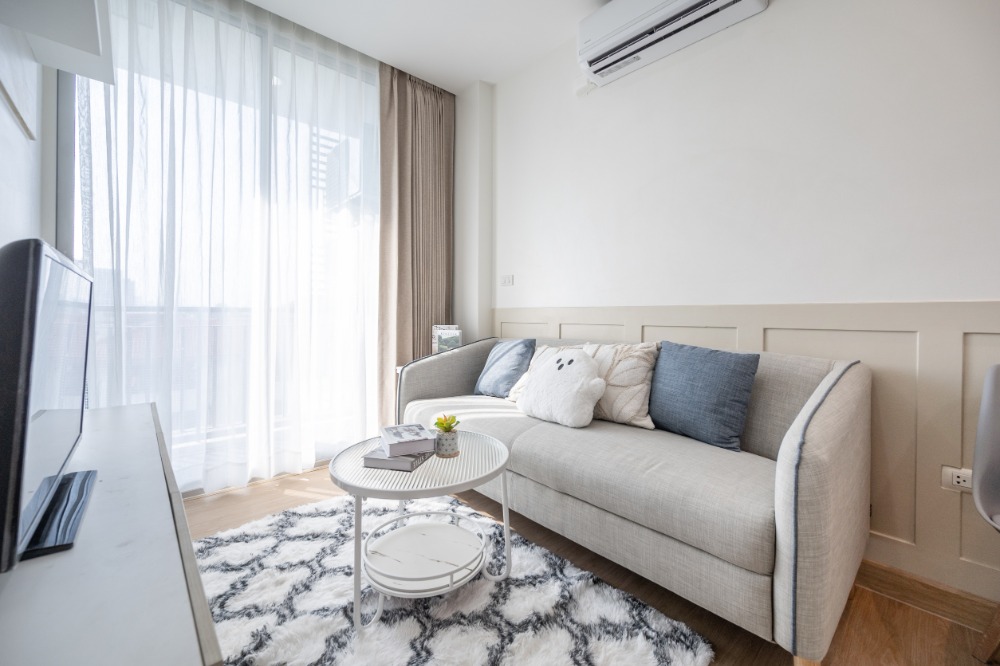 For SaleCondoRamkhamhaeng, Hua Mak : Newly decorated room, beautiful, on Ramkhamhaeng Road, near MRT Lam Sali.