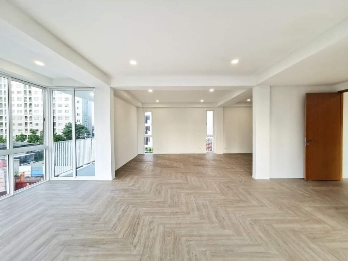 ขายโฮมออฟฟิศอ่อนนุช อุดมสุข : ลงทุน Yield 7-9.5 % Home Office Sukhumvit 77 อ่อนนุช 6 ขนาด 622 Sq.m เพียง 39.5 MB ติดต่อ 086-795-9997 (จิมมี่)