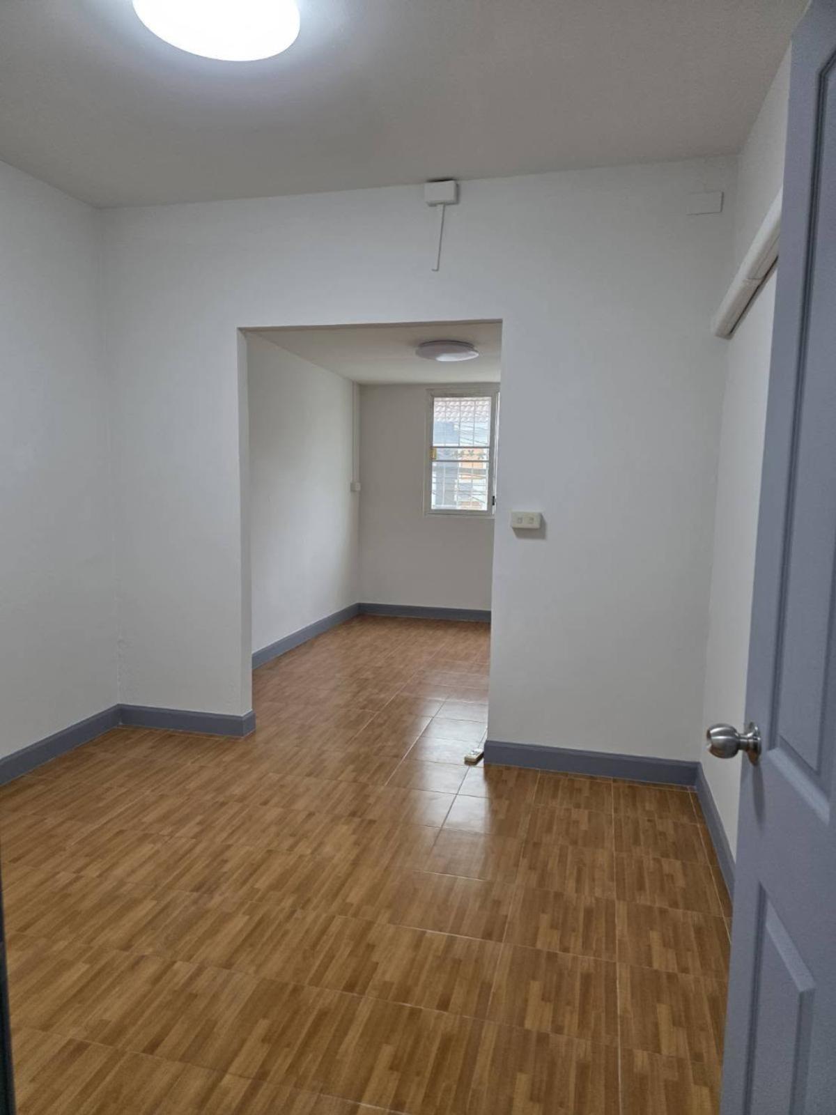 ขายทาวน์โฮมพระราม 2 บางขุนเทียน : ขายทาวน์เฮ้าส์/ทาวน์โฮม  พฤกษาวิลล์ 32 - พระราม 2 แสมดำ เขต บางขุนเทียน กรุงเทพ CX-111347