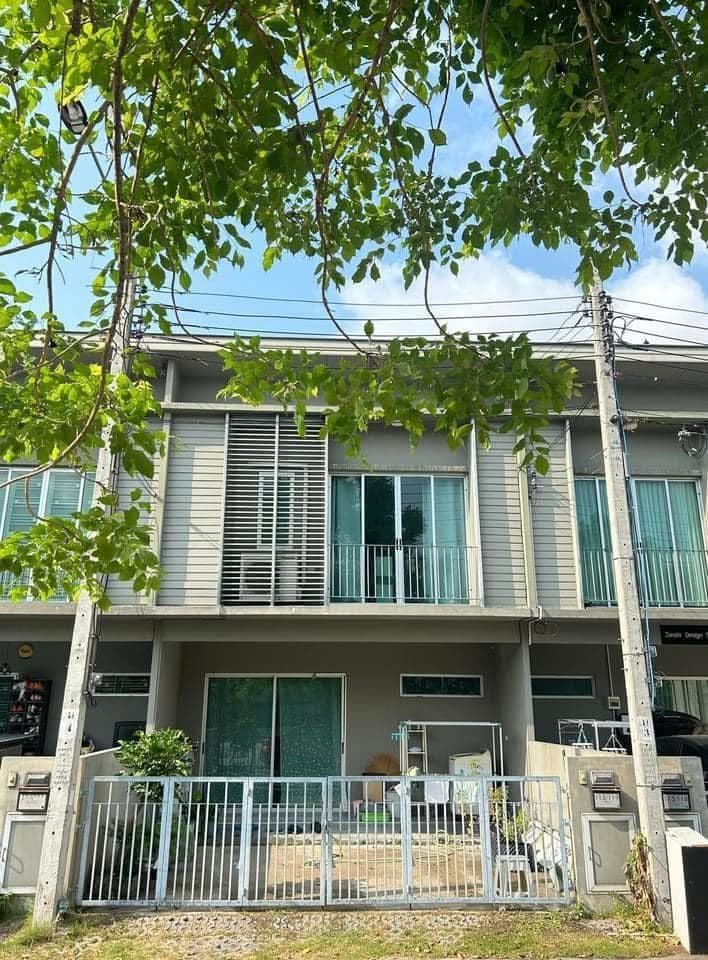 For RentHouseVipawadee, Don Mueang, Lak Si : Townhouse for rent, Pruksa Like Lock Village, Don Mueang, Soi Thet Ratchan 45