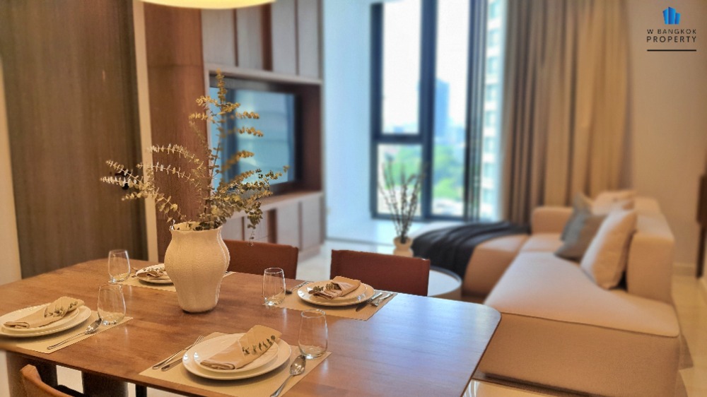 For RentCondoSathorn, Narathiwat : For rent, Hi-end condo in the heart of Sathorn, Supalai Icon Sathorn, 3-Bed, 3-Bath, 111 sq m., swimming pool view, very beautiful.