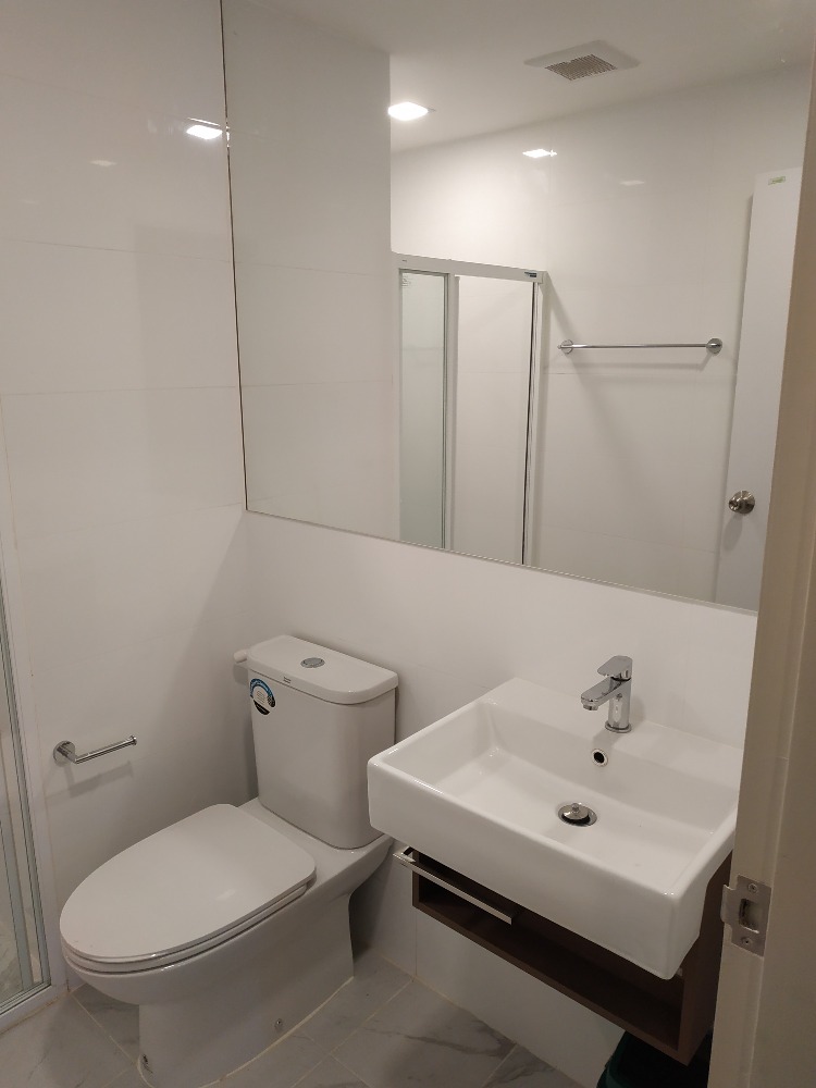 For RentCondoVipawadee, Don Mueang, Lak Si : Condo for rent Episode Phahon-Saphan Mai with complete electrical appliances and furniture