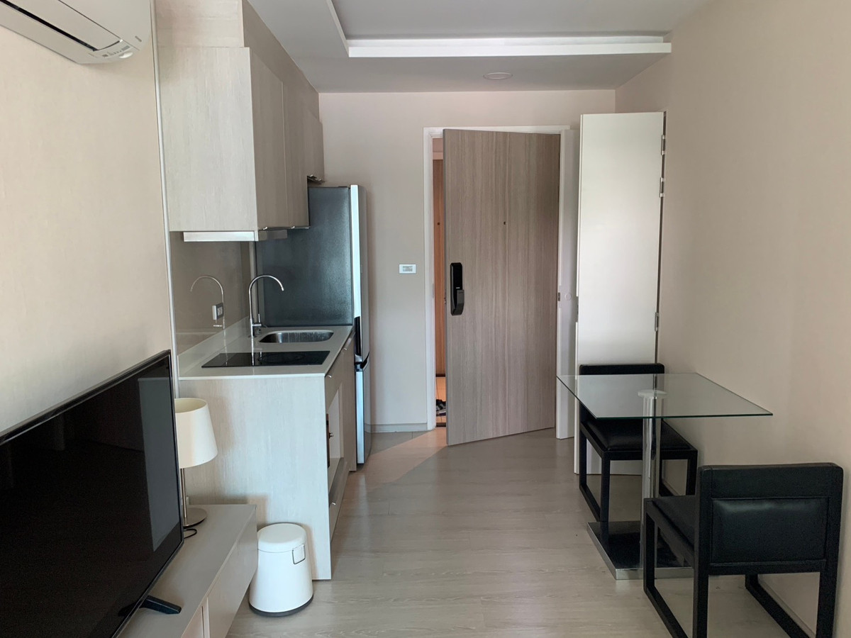 For RentCondoSukhumvit, Asoke, Thonglor : Vithara Sukhumvit 36, BTS Thonglor, many rooms available, make an appointment to view every day 📲081-8119186