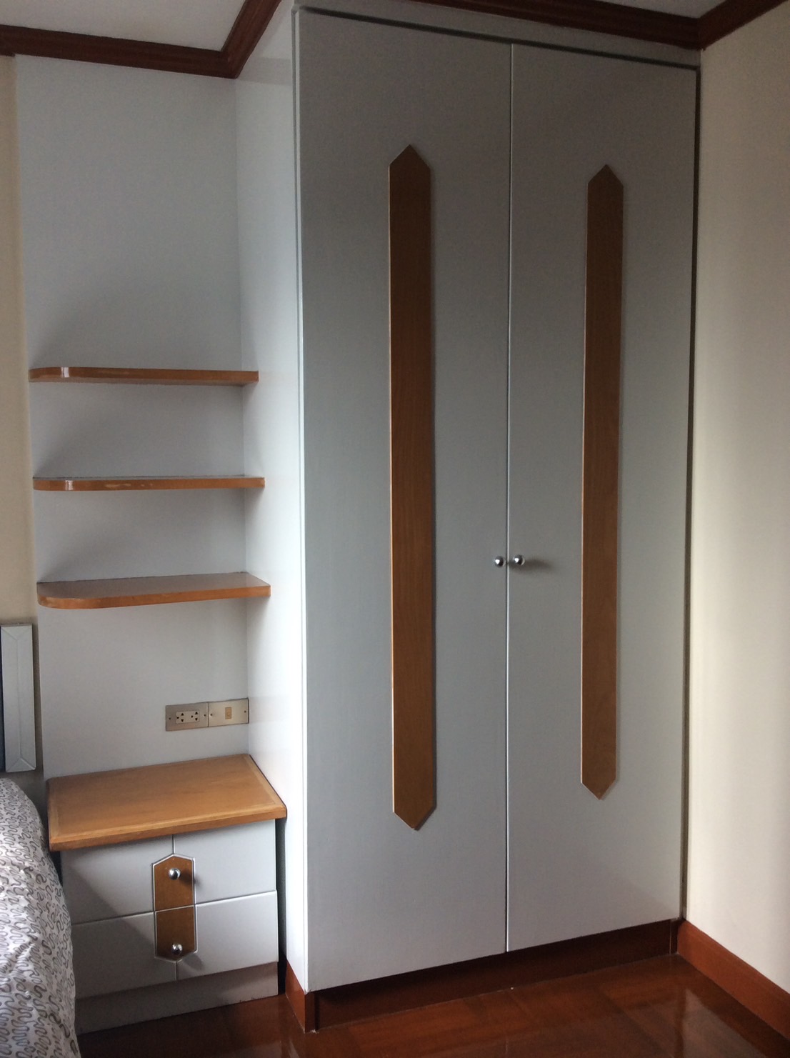 ให้เช่าคอนโดวิทยุ ชิดลม หลังสวน : Wittayu Complex, 2 bed, 22000 per month