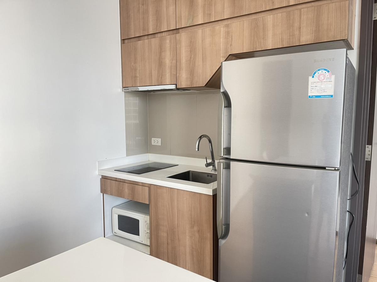 For RentCondoRatchathewi,Phayathai : 03/04/2026, Rent a condo Pyne By Sansiri 1 bedroom near BTS Ratchathewi
with a swimming pool and fitness starting at 29,000 THB/month. 0642748883