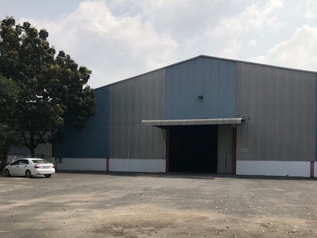 For RentWarehouseSriracha Laem Chabang Ban Bueng : Factory building/warehouse for rent, area 2 rai 2 ngan, usable area 2,000 sq m, office, 3-phase electricity, Sriracha District, near Laem Chabang Port, Chon Buri Province, rental price 200,000 baht/month
