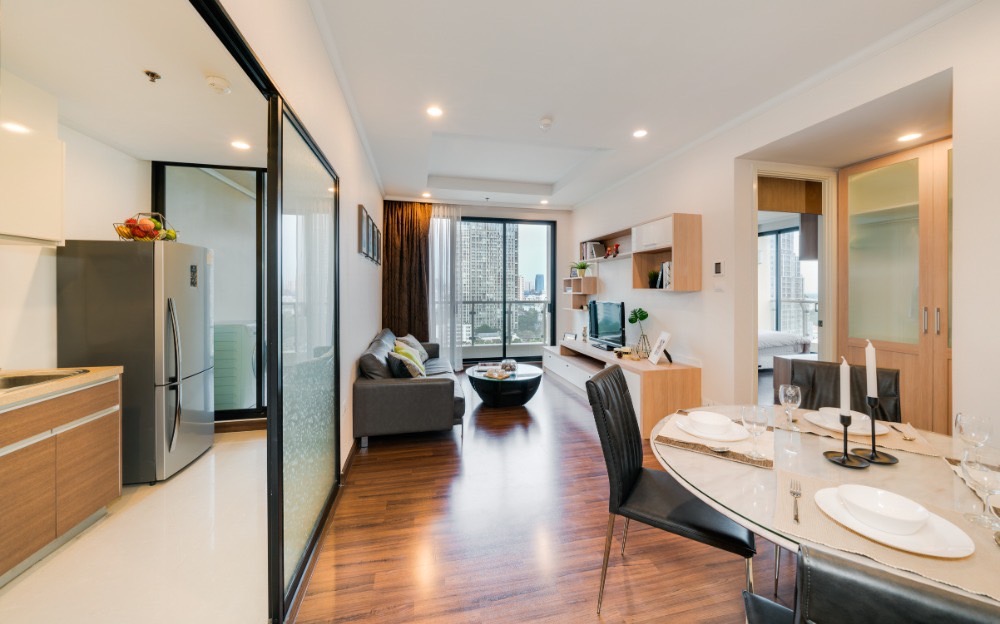 For RentCondoSathorn, Narathiwat : For rent 📍 Supalai Elite Sathorn - Suanplu 📍 2 bedrooms, 2 bathrooms, complete furniture and electrical appliances.