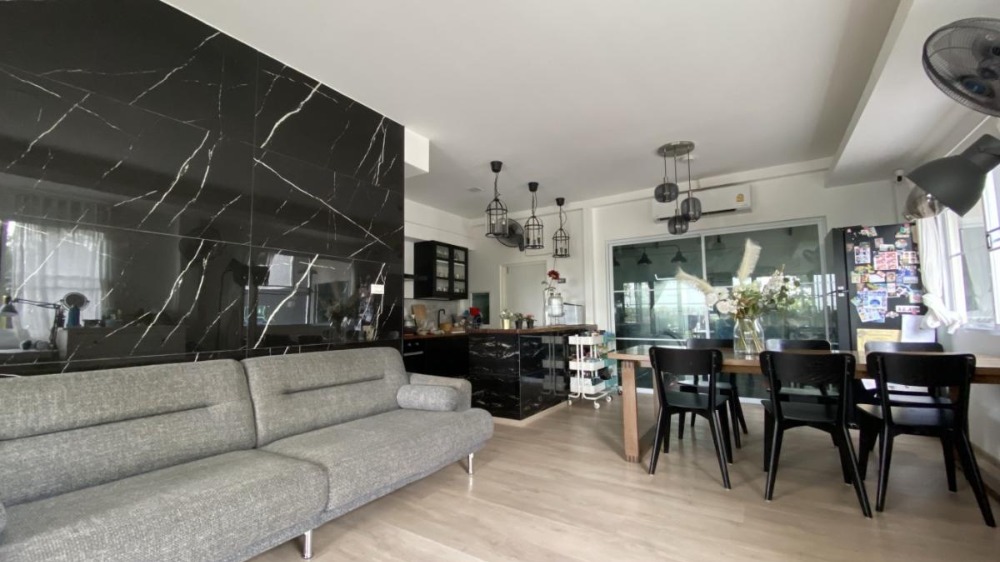 For RentHouseBangna, Bearing, Lasalle : indy 2 bangna, opposite mega bangna, beautiful house, fully furnished, ready for rent