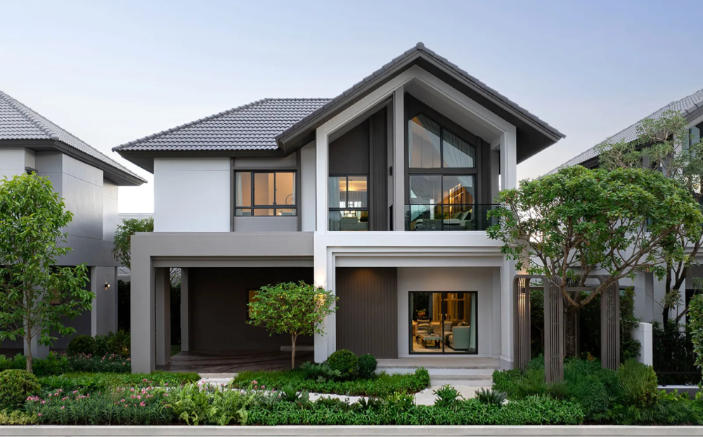 ขายบ้านบางนา แบริ่ง ลาซาล : บางกอก บลูเลอวาร์ด บางนา กม.12 - บ้านเดี่ยว2ชั้น 191ตรม. 3นอน2จอด 092-545-6151 (ทิม)