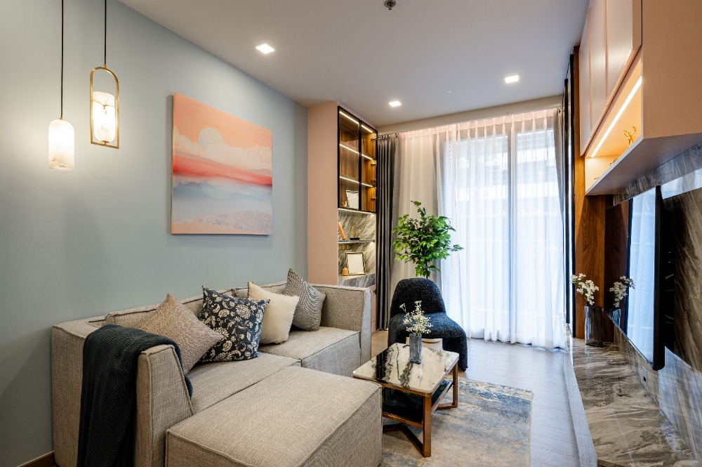 For SaleCondoRama9, Petchburi, RCA : For sale One Nine Five Asoke-Rama 9, New CBD area, 2 bedrooms, newly decorated with marble, all new furniture, near MRT Rama 9