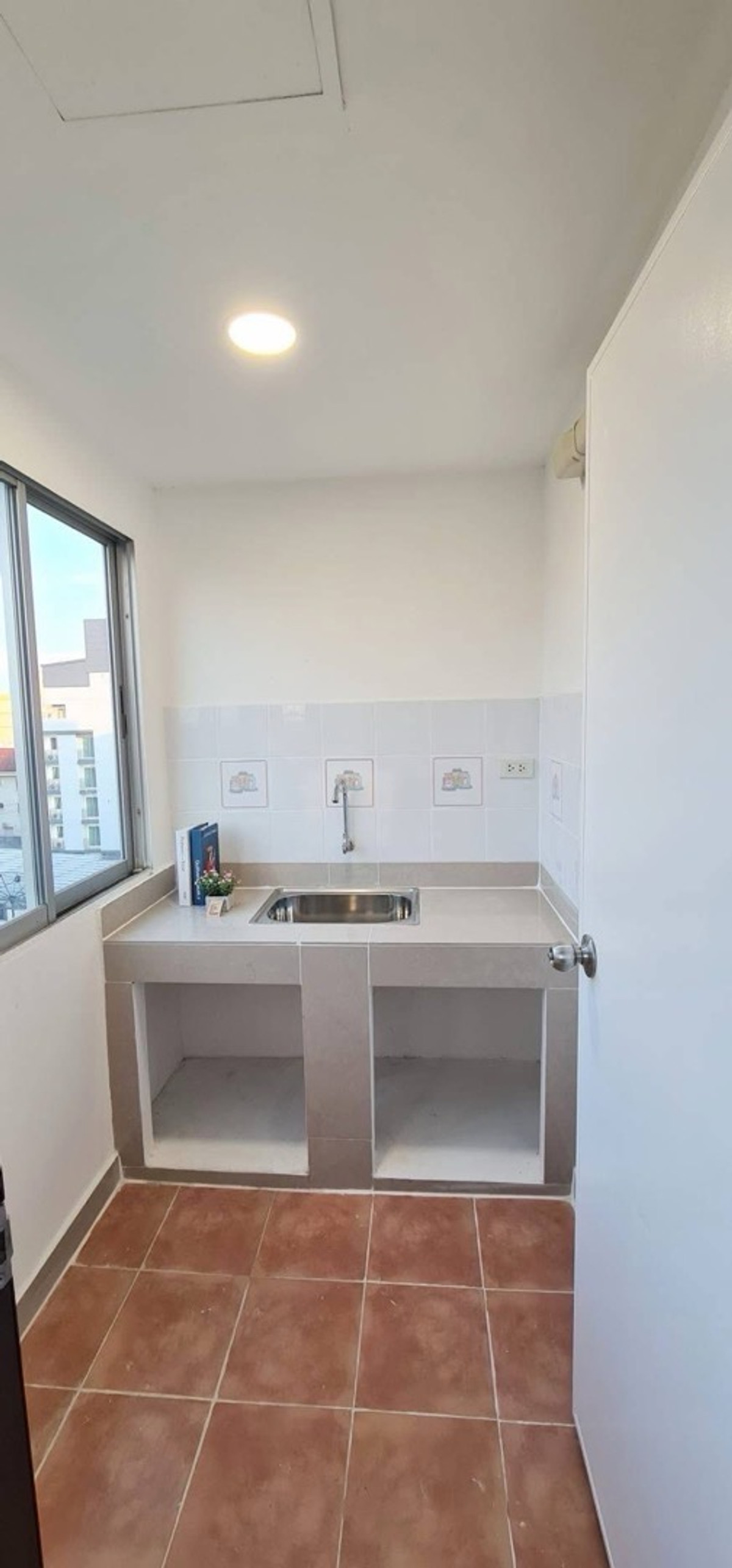 ขายคอนโดวิภาวดี ดอนเมือง หลักสี่ : 💖ขายคอนโด รีเจ้นท์โฮม 1 พหลโยธิน 67 (Regent Home 1 Phaholyothin 67) 