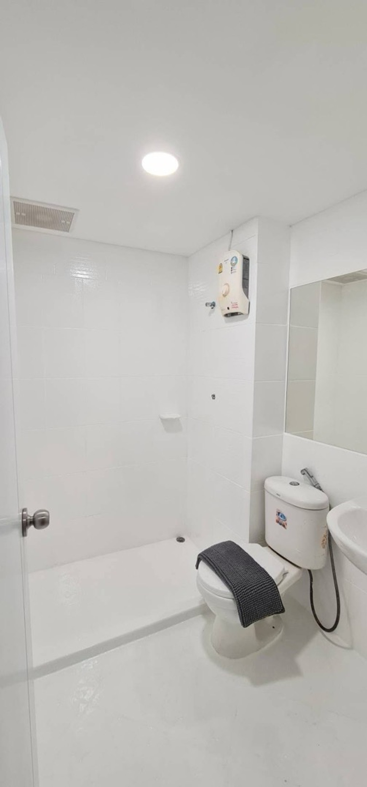 ขายคอนโดวิภาวดี ดอนเมือง หลักสี่ : 💖ขายคอนโด รีเจ้นท์โฮม 1 พหลโยธิน 67 (Regent Home 1 Phaholyothin 67) 