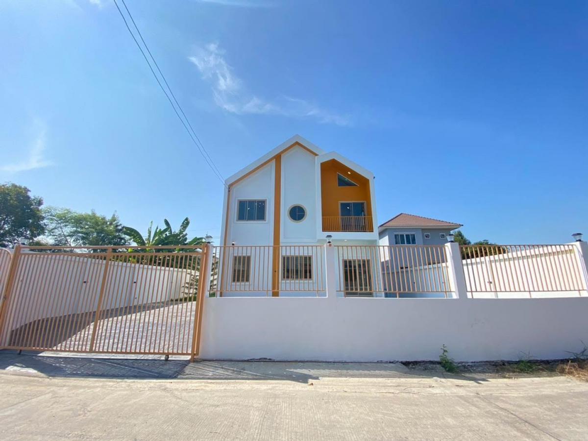 ขายบ้านนนทบุรี บางใหญ่ บางบัวทอง : ลด2 แสน บ้านเดี่ยวสร้างใหม่ 60 ตรว. สไตล์นอร์ดิก พร้อมสระว่ายน้ำส่วนตัว ในหมู่บ้านรุ่งกานต์ 7 บางกรวย-ไทรน้อย (ถนนเลียบคลองเจ๊ก) บรรยากาศดี เงียบสงบ