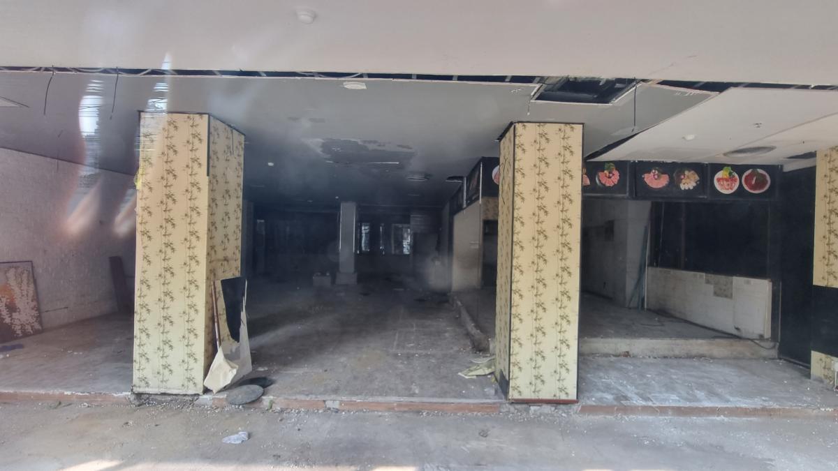 For RentRetail SpaceSukhumvit, Asoke, Thonglor : Phrom Phong, space for rent, G floor, suitable for a restaurant, 215 square meters, 300,000 baht