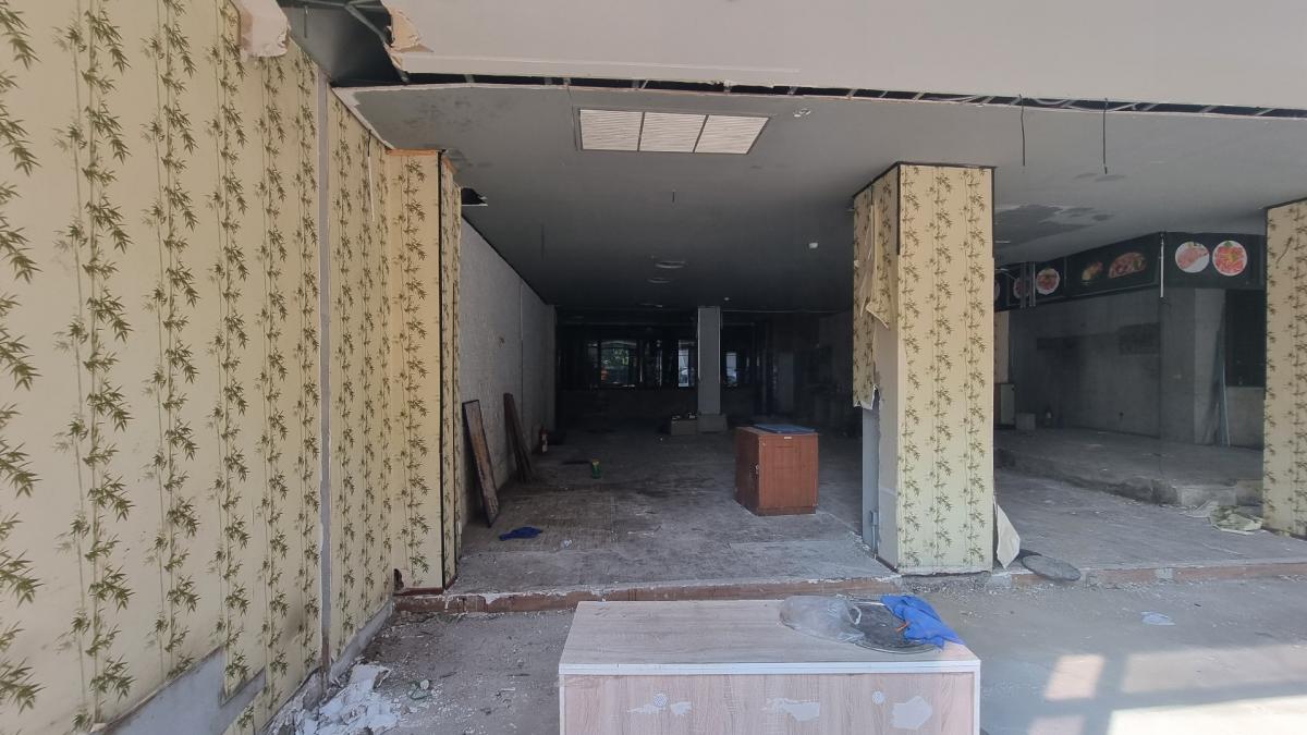 For RentRetail SpaceSukhumvit, Asoke, Thonglor : Phrom Phong, space for rent, G floor, suitable for a restaurant, 215 square meters, 300,000 baht