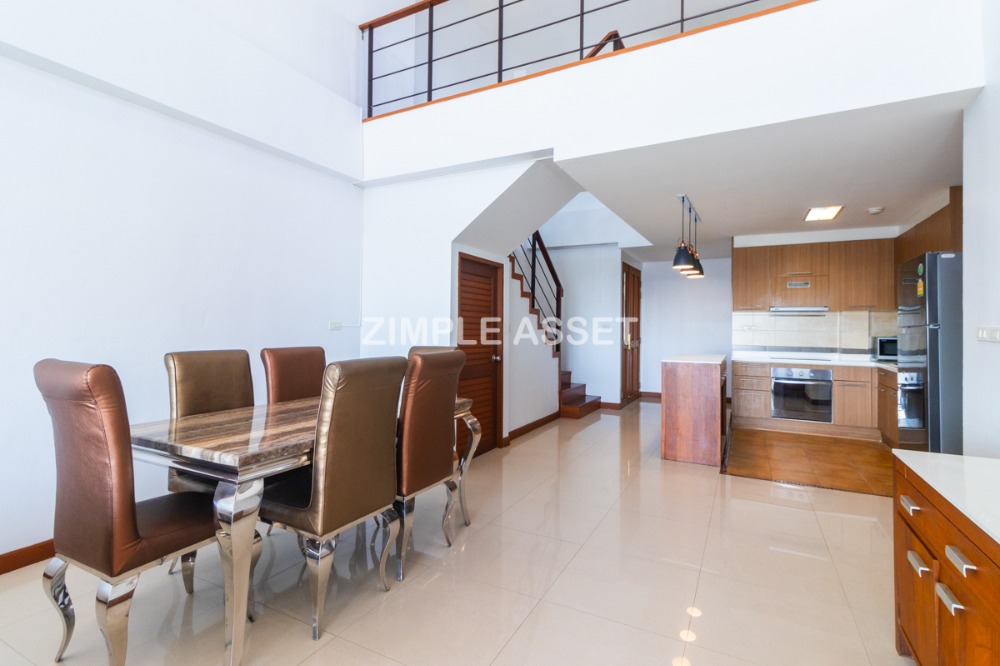 For RentBangna, Bearing, Lasalle : Residence for Rent in Bangna, Fully equipped with convenient amenities, located close to Bangkok Patana School and not far from BTS Bearing. Small pets are allowed.