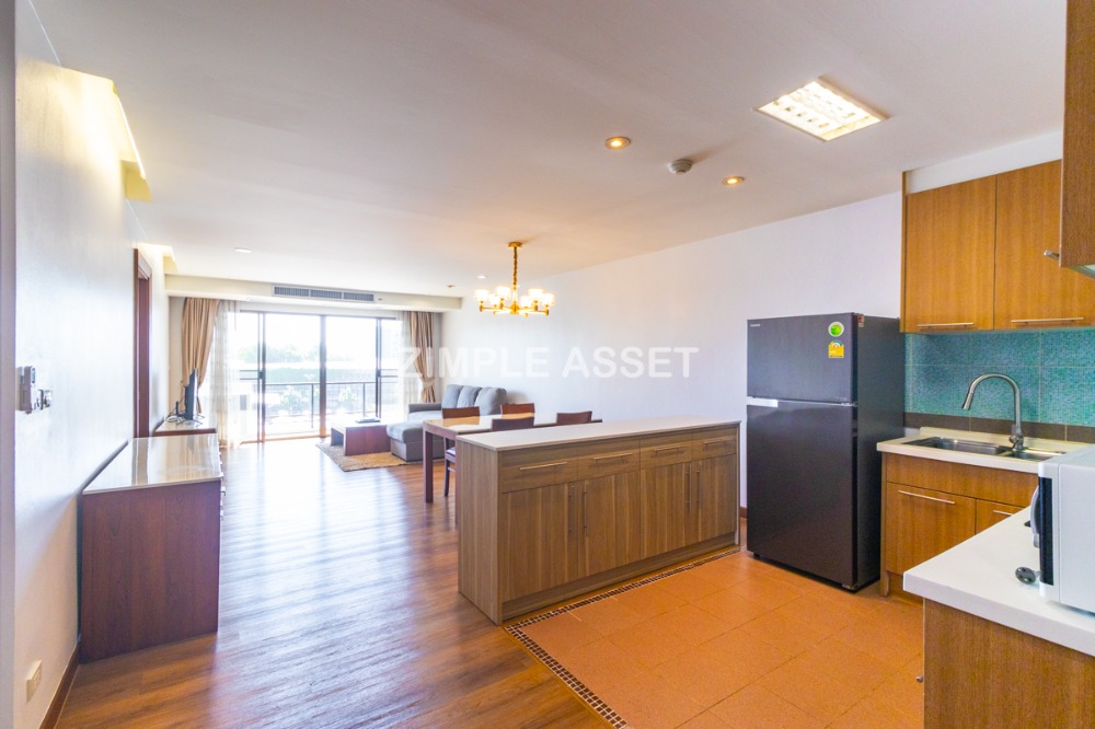 For RentBangna, Bearing, Lasalle : Residence for Rent in Bangna, Fully equipped with convenient amenities, located close to Bangkok Patana School and not far from BTS Bearing. Small pets are allowed.