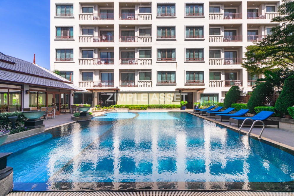 For RentBangna, Bearing, Lasalle : Residence for Rent in Bangna, Fully equipped with convenient amenities, located close to Bangkok Patana School and not far from BTS Bearing. Small pets are allowed.