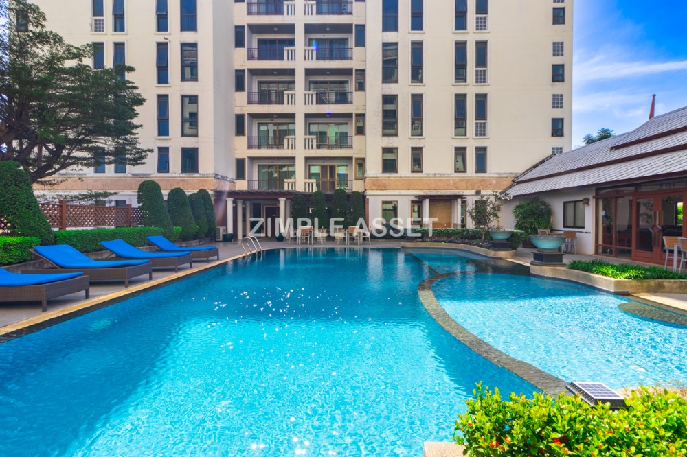 For RentBangna, Bearing, Lasalle : Residence for Rent in Bangna, Fully equipped with convenient amenities, located close to Bangkok Patana School and not far from BTS Bearing. Small pets are allowed.