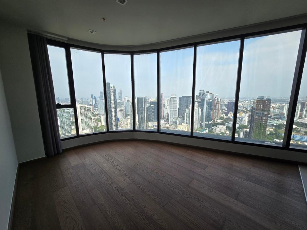 For SaleCondoSukhumvit, Asoke, Thonglor : For sale, condo for sale Thonglor Ideo Q Sukhumvit 36 ​​(Ideo Q Sukhumvit 36), Building A, Studio 23.88 sq m, price 4,990,000 baht, high floor 44+, free common fee for 10 years**